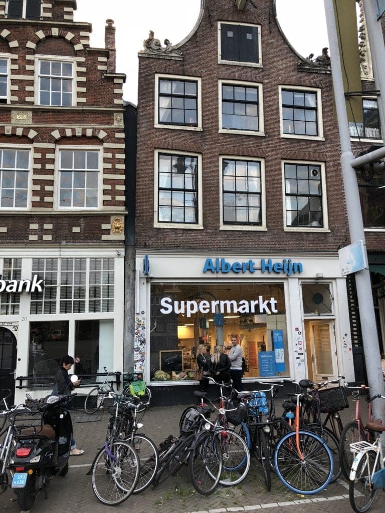 Supermarkt in central Amsterdam