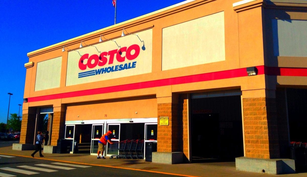 From Cash Back to Travel Rewards, These Are the Best Cards to Use at Costco