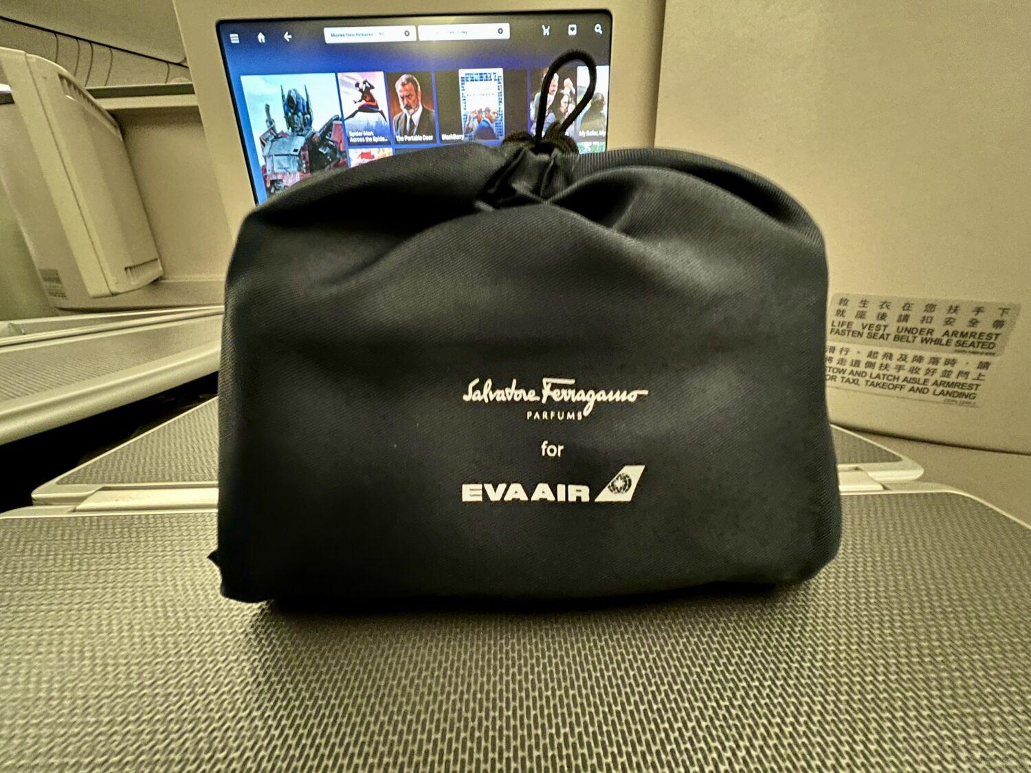 eva air business class amenity kit