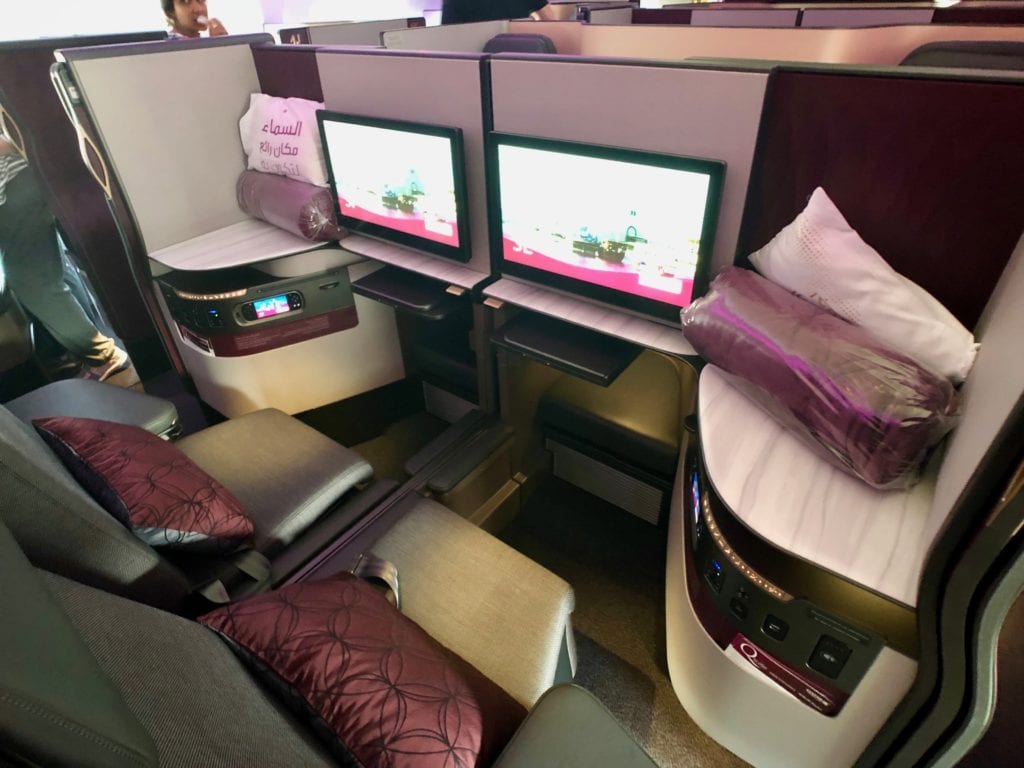 qatar qsuite honeymoon seats