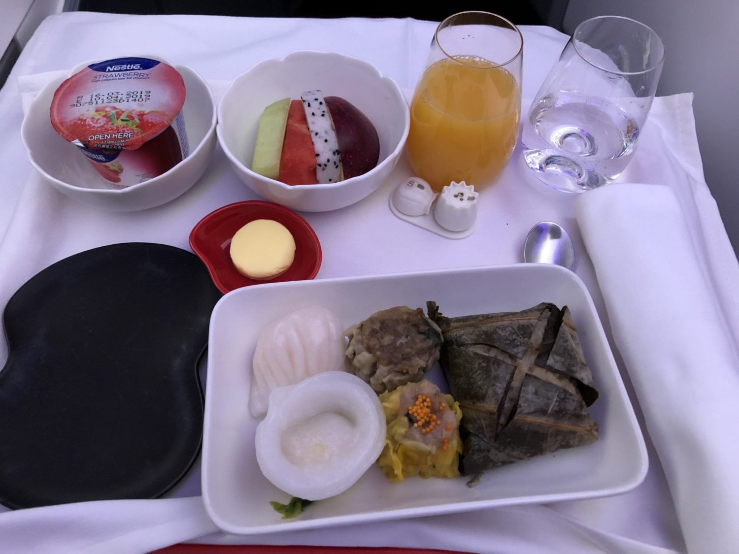 Hong Kong Airlines Business Class