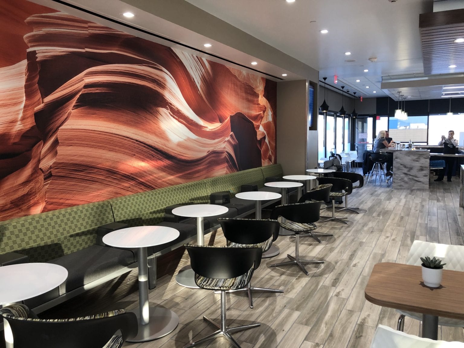 Lounge Review Escape Lounge Phoenix Airport (PHX)