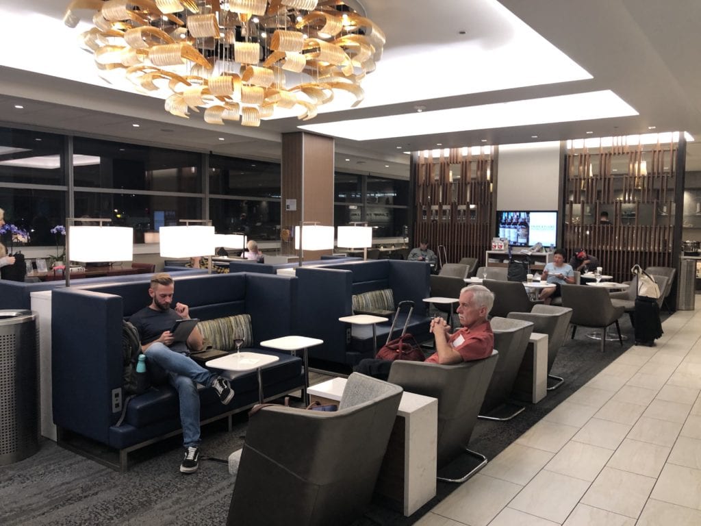 delta sky club phoenix bar