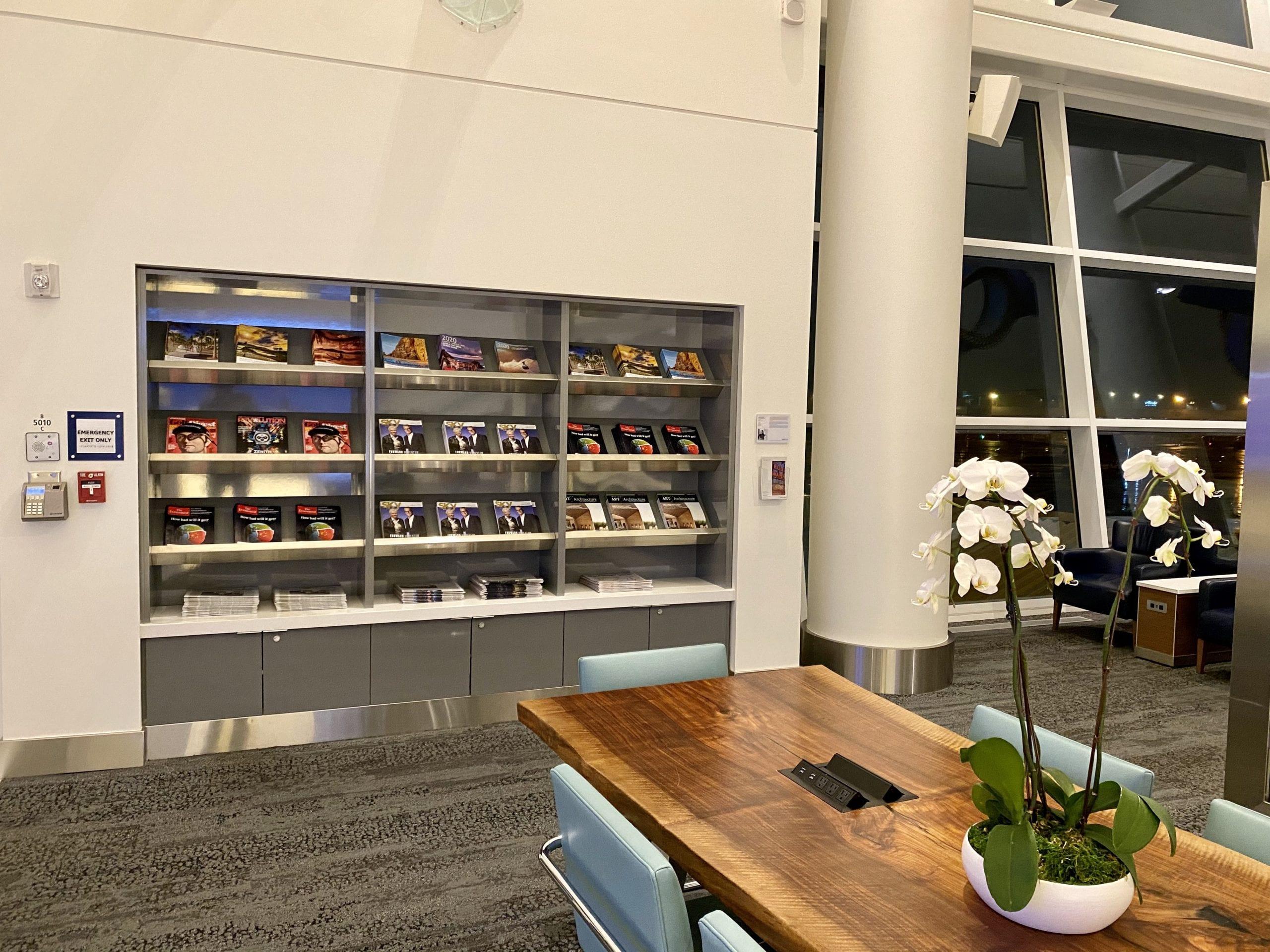 delta sky club conference table