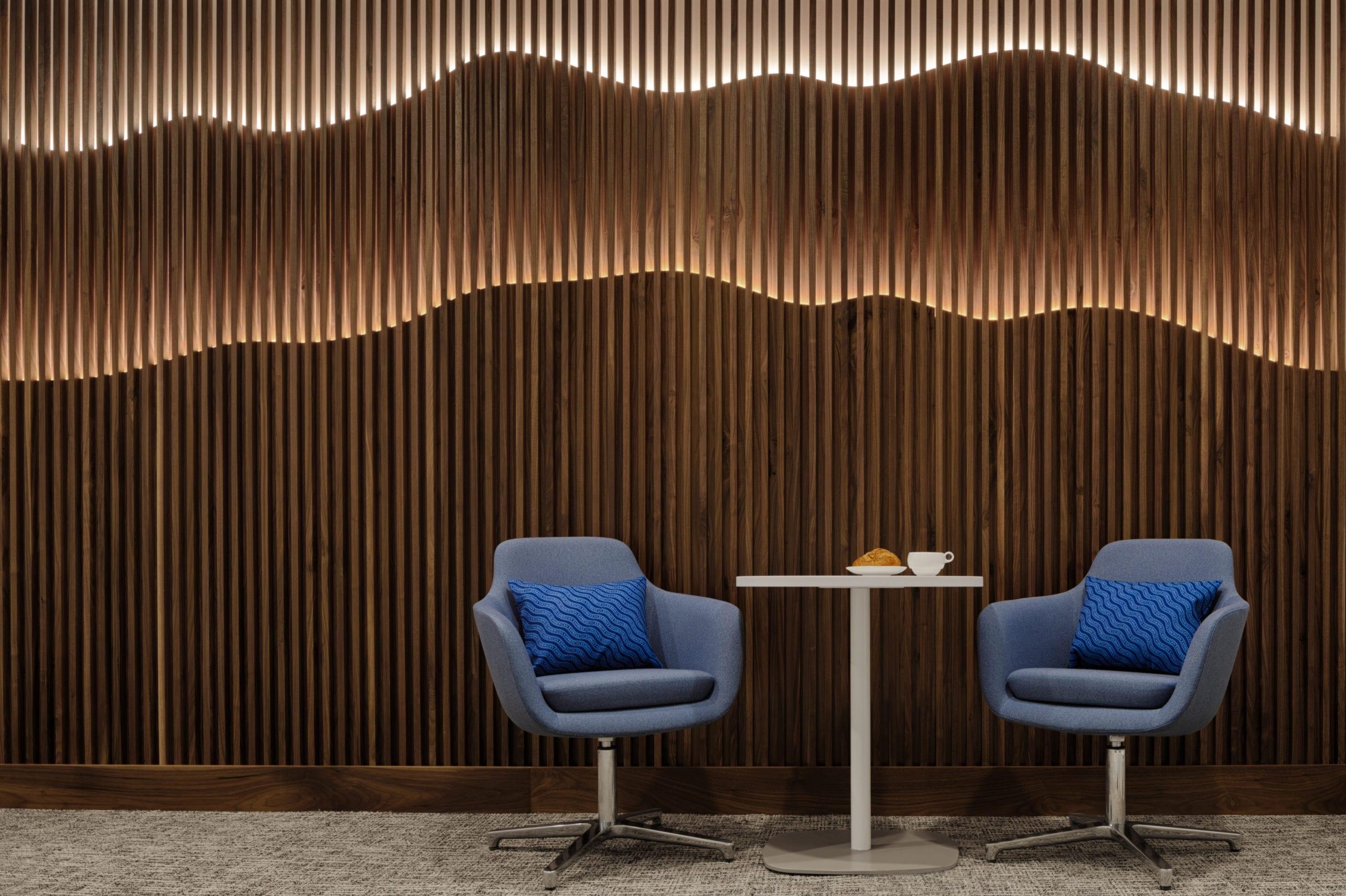 lax centurion lounge seating