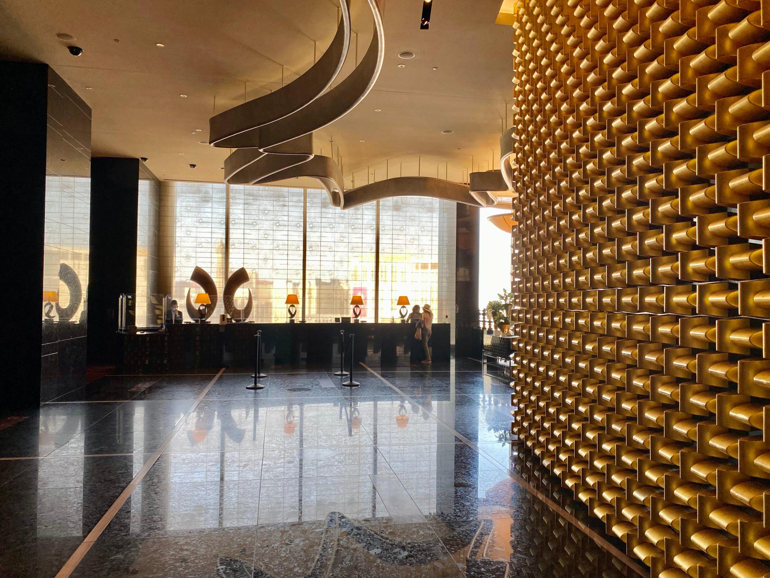 waldorf astoria las vegas sky lobby