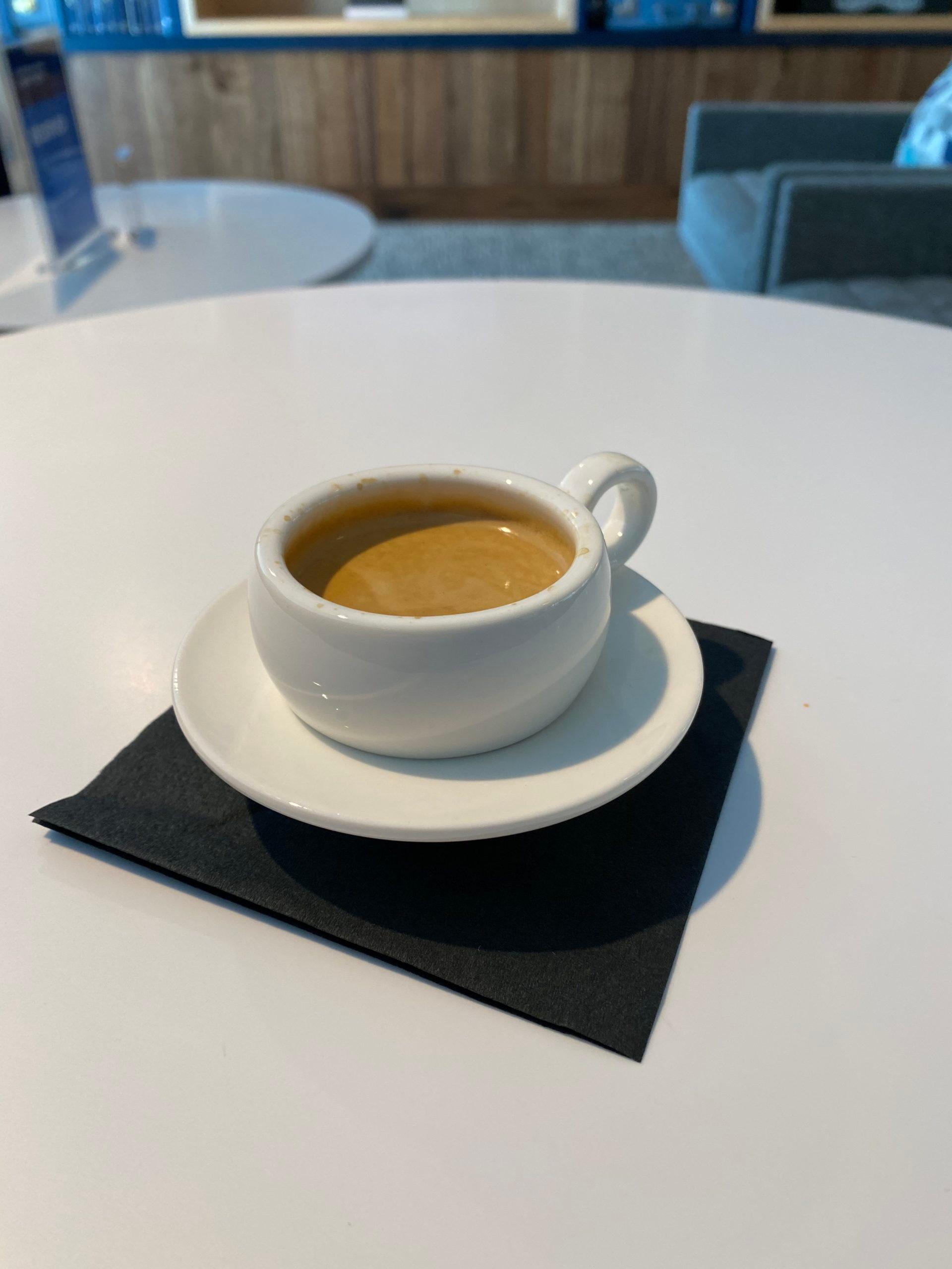 denver centurion lounge coffee