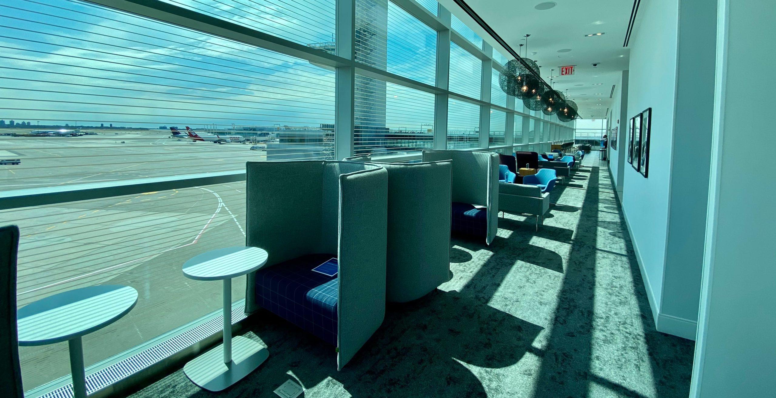 JFK amex centurion lounge seating