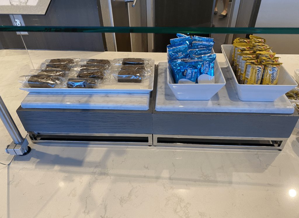 Gelato machines at MCO United Club and elsewhere .. - FlyerTalk Forums