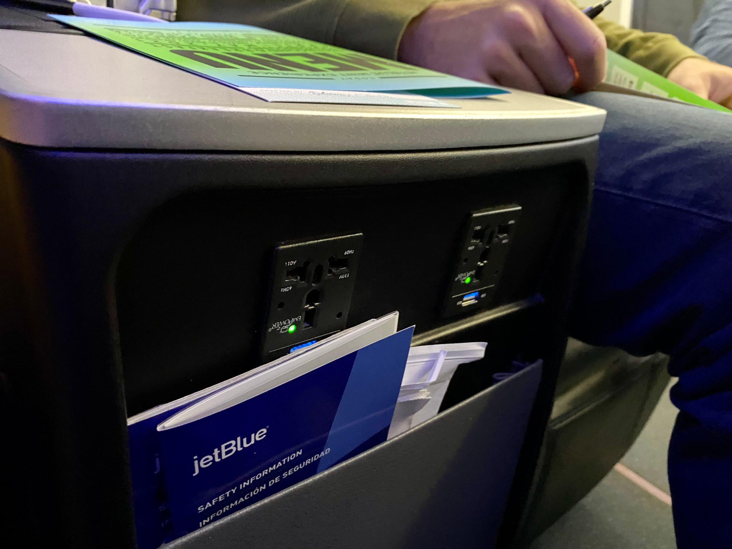 jetblue mint