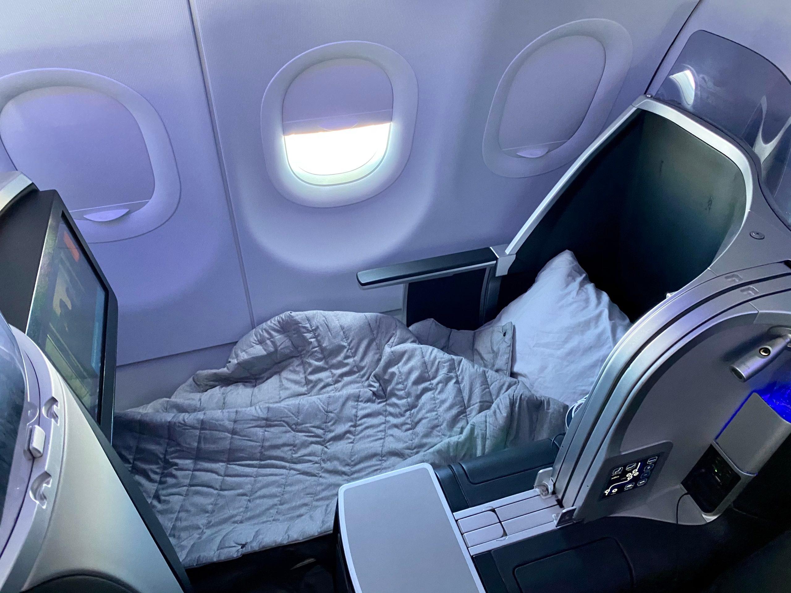 jetblue mint bed