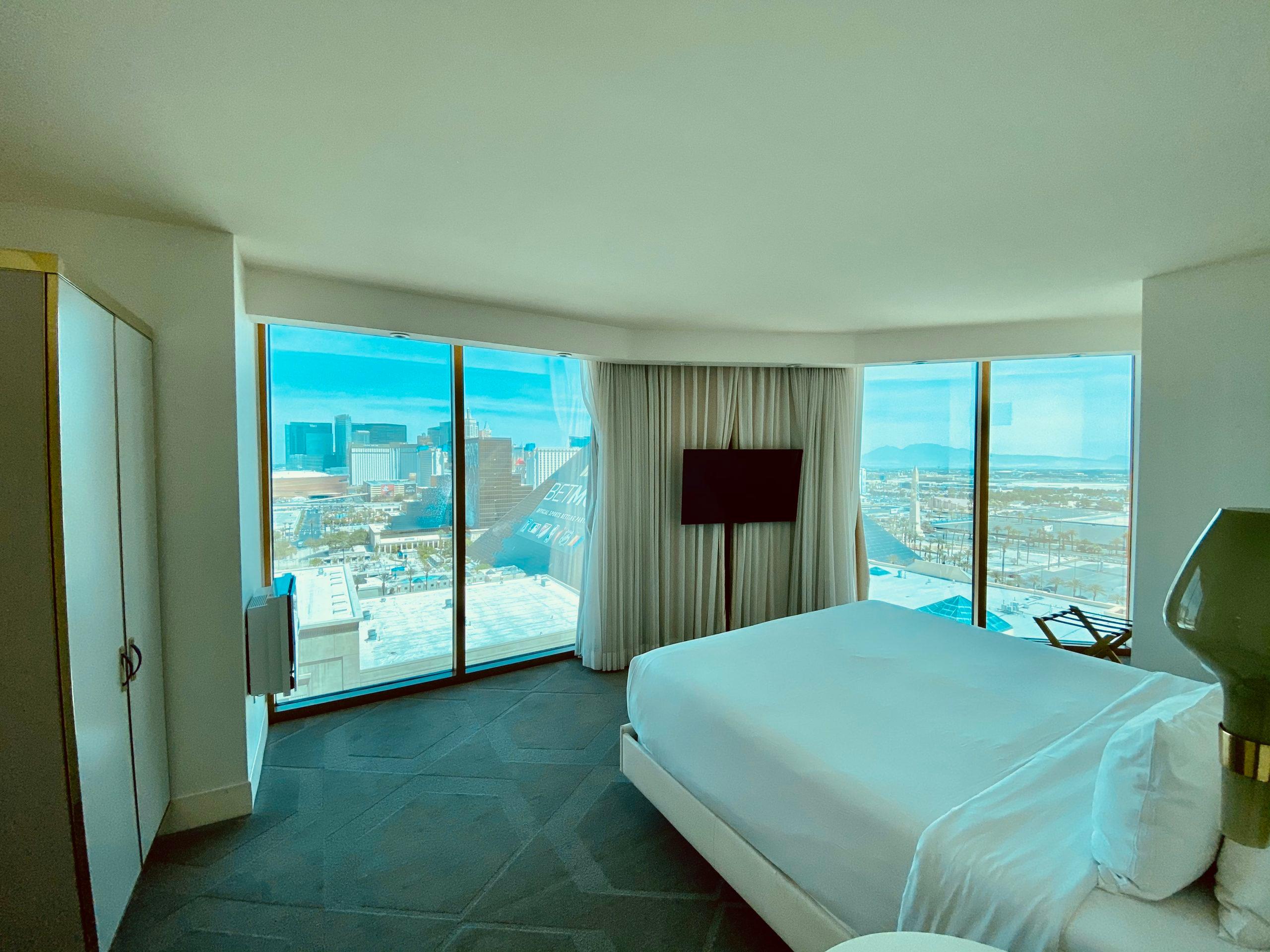 Delano las deals vegas