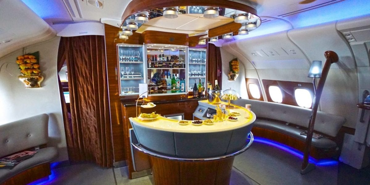 emirates business class bar