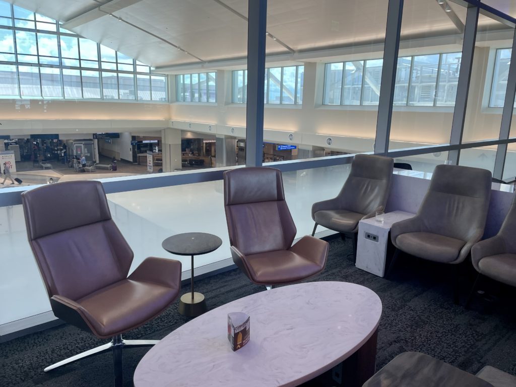 Delta Sky Club Fort Lauderdale seating