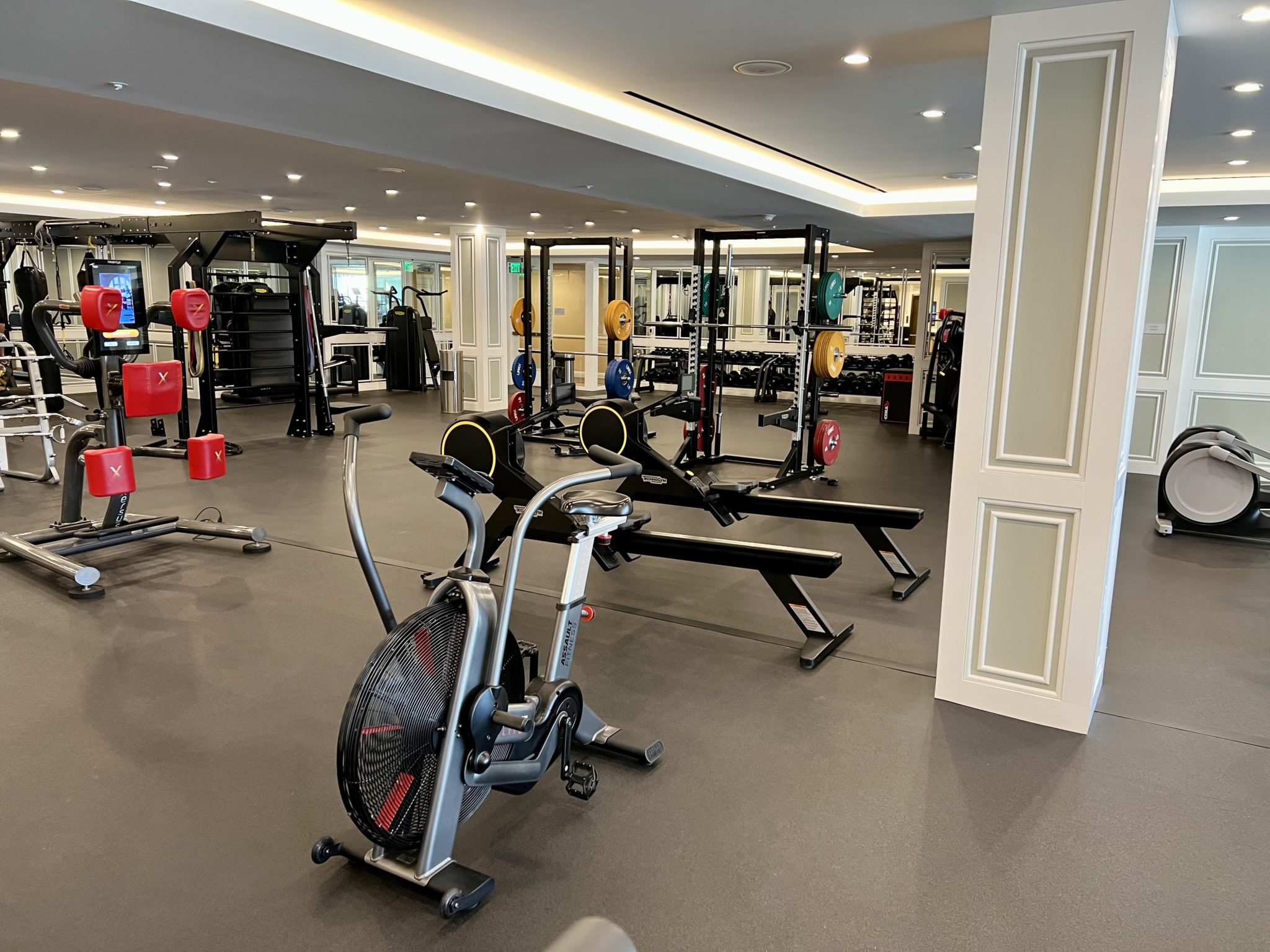 Hotel del Coronado, Curio Collection by Hilton Review Thrifty Traveler