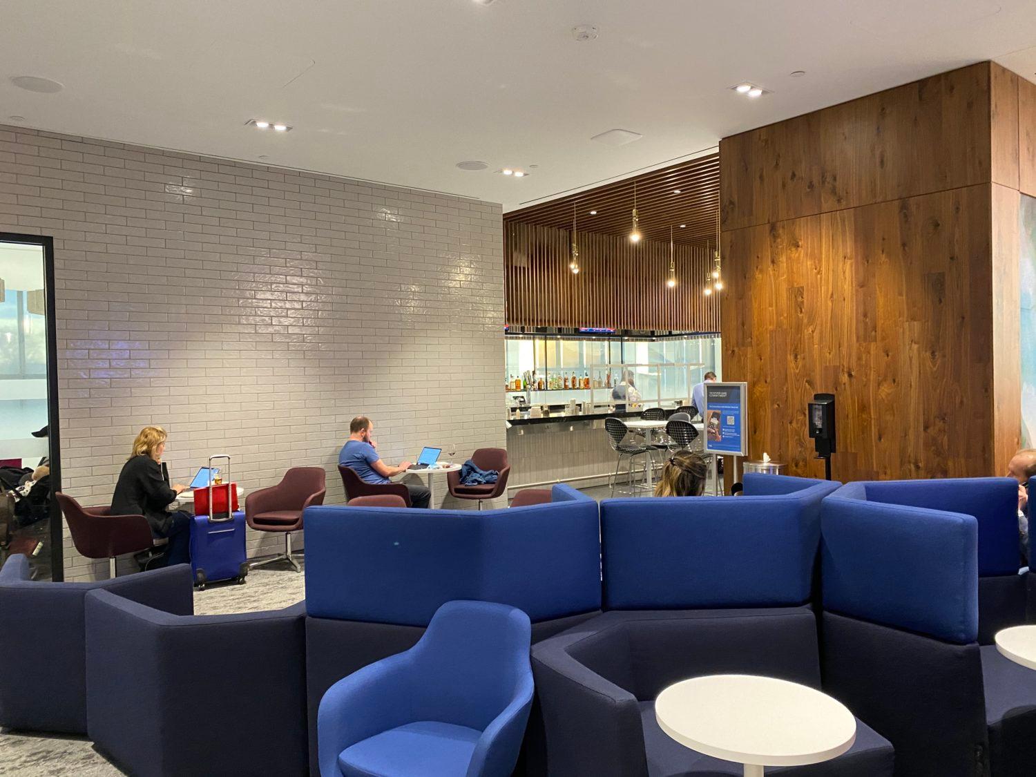 lga centurion lounge seating