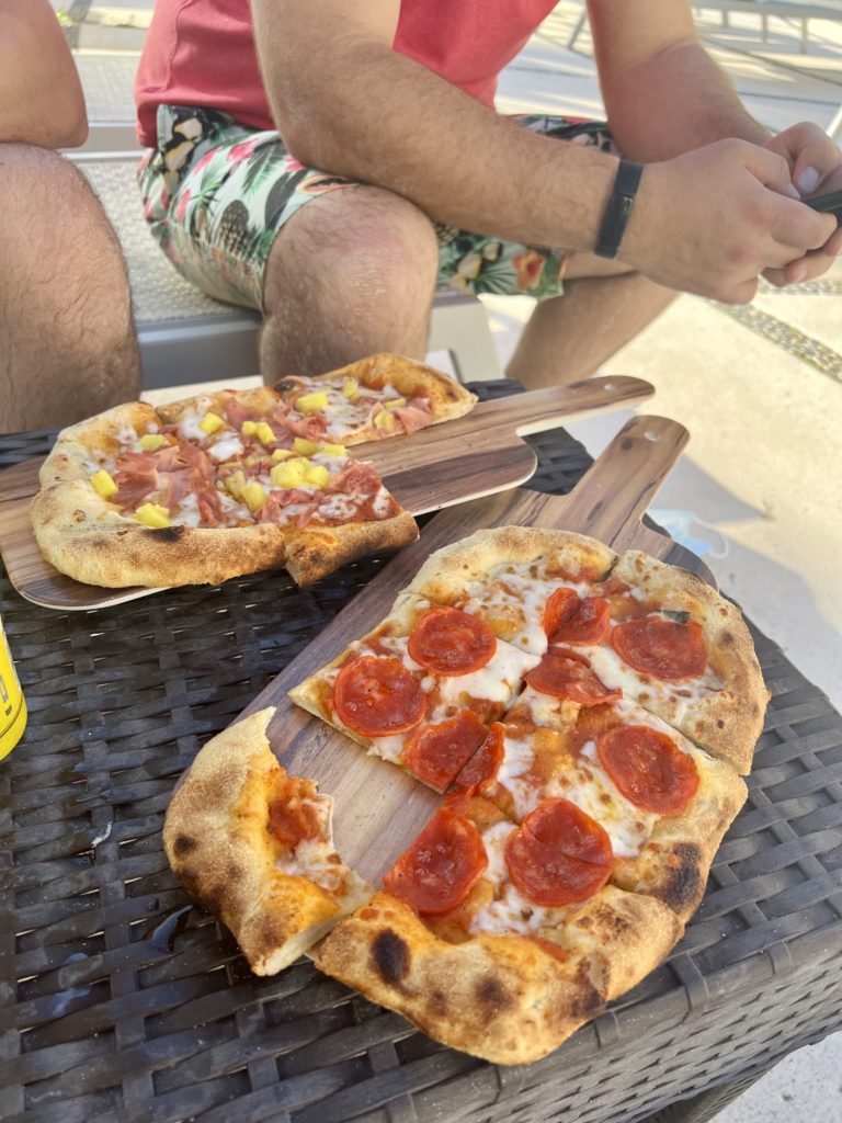 the corner flat bread pizzas