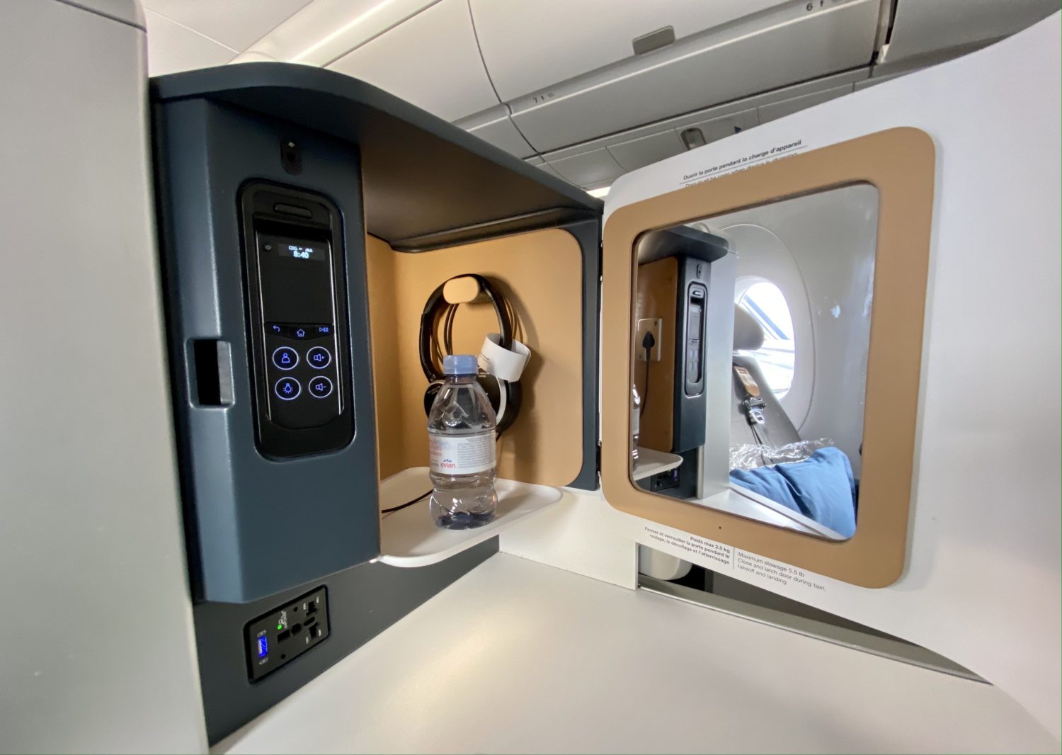 air france business class storage