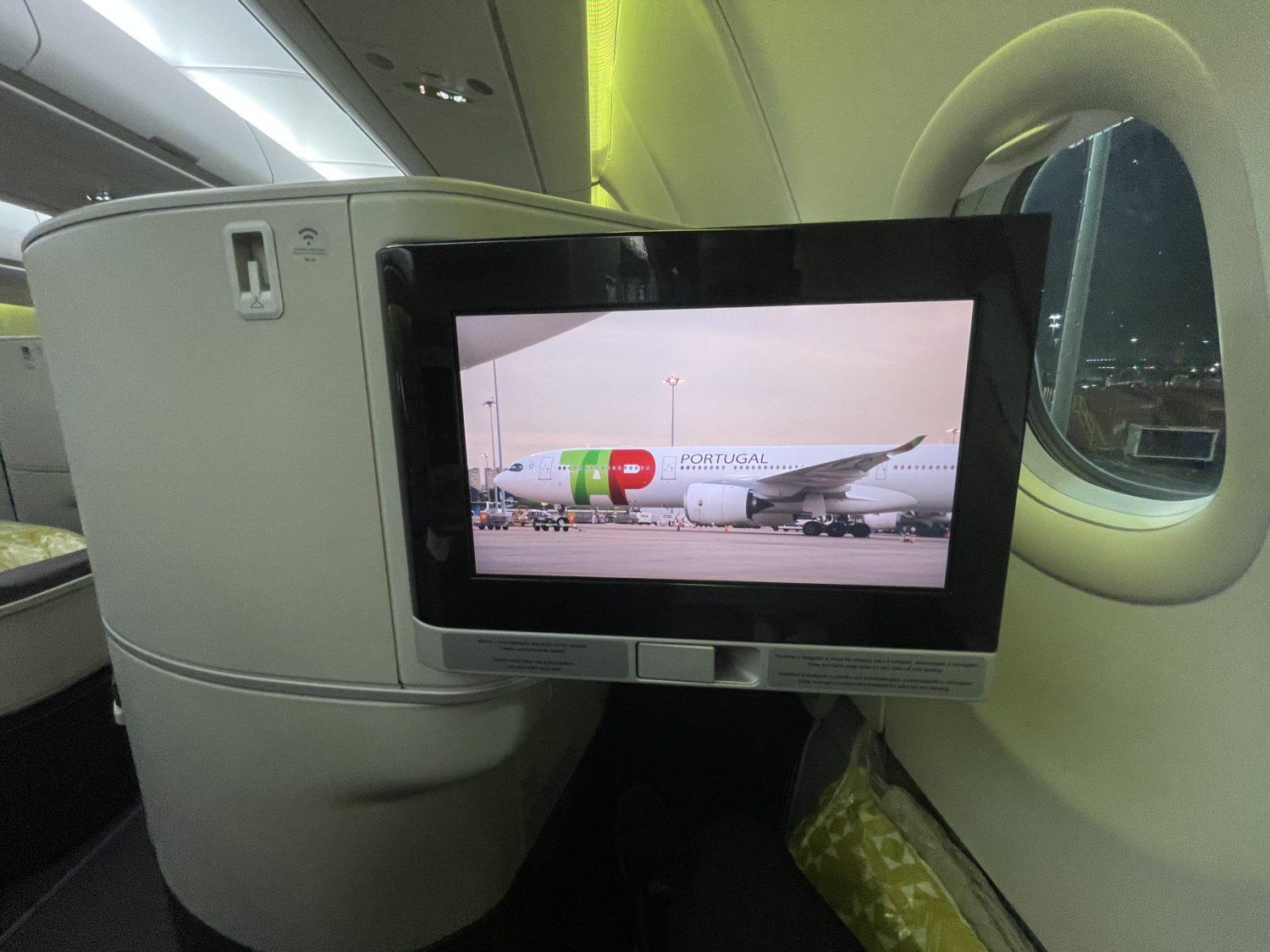 TAP business class screen