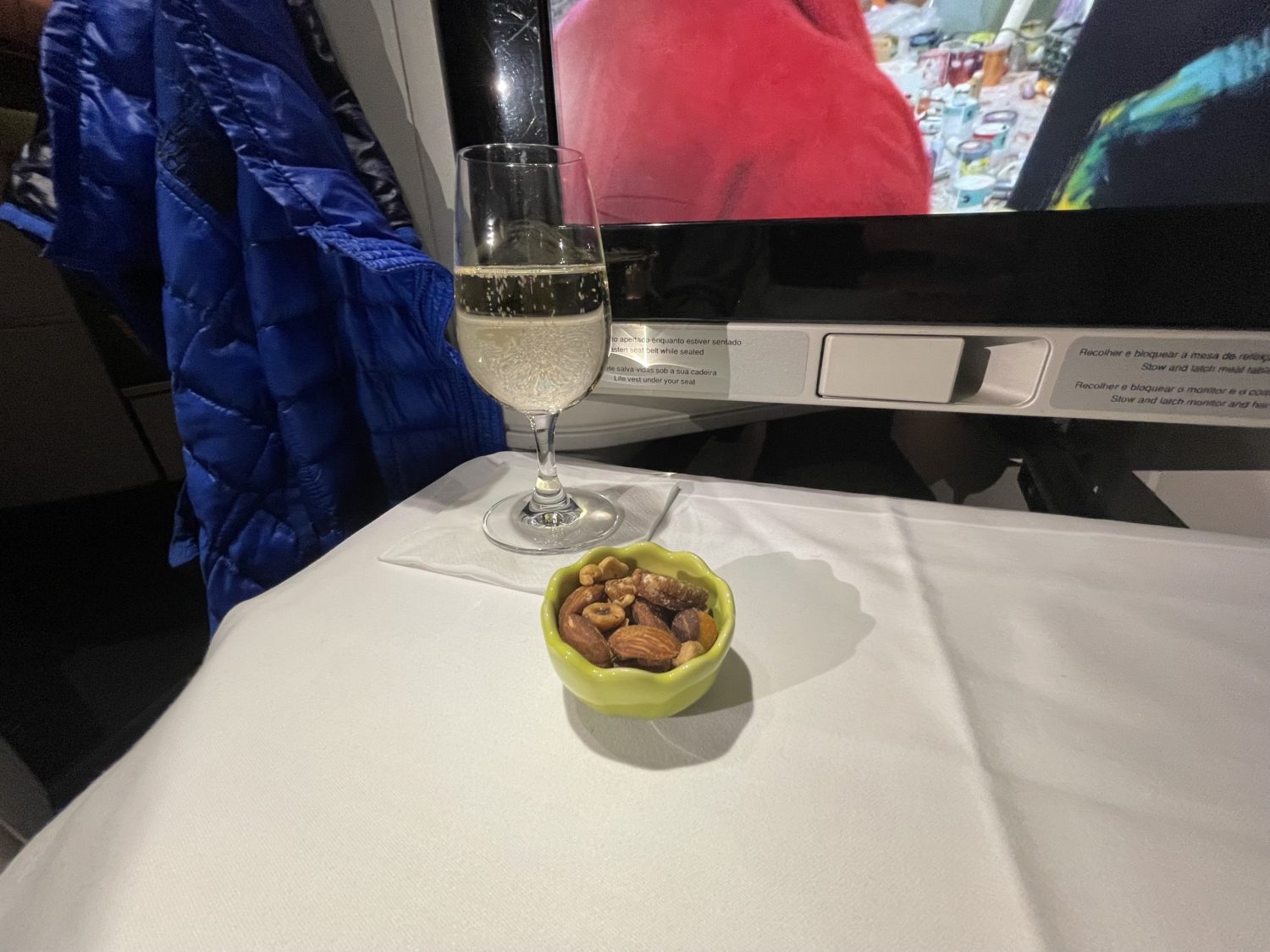 TAP business class champagne