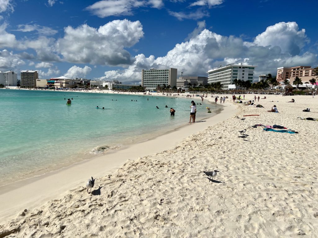 hyatt ziva cancún beach