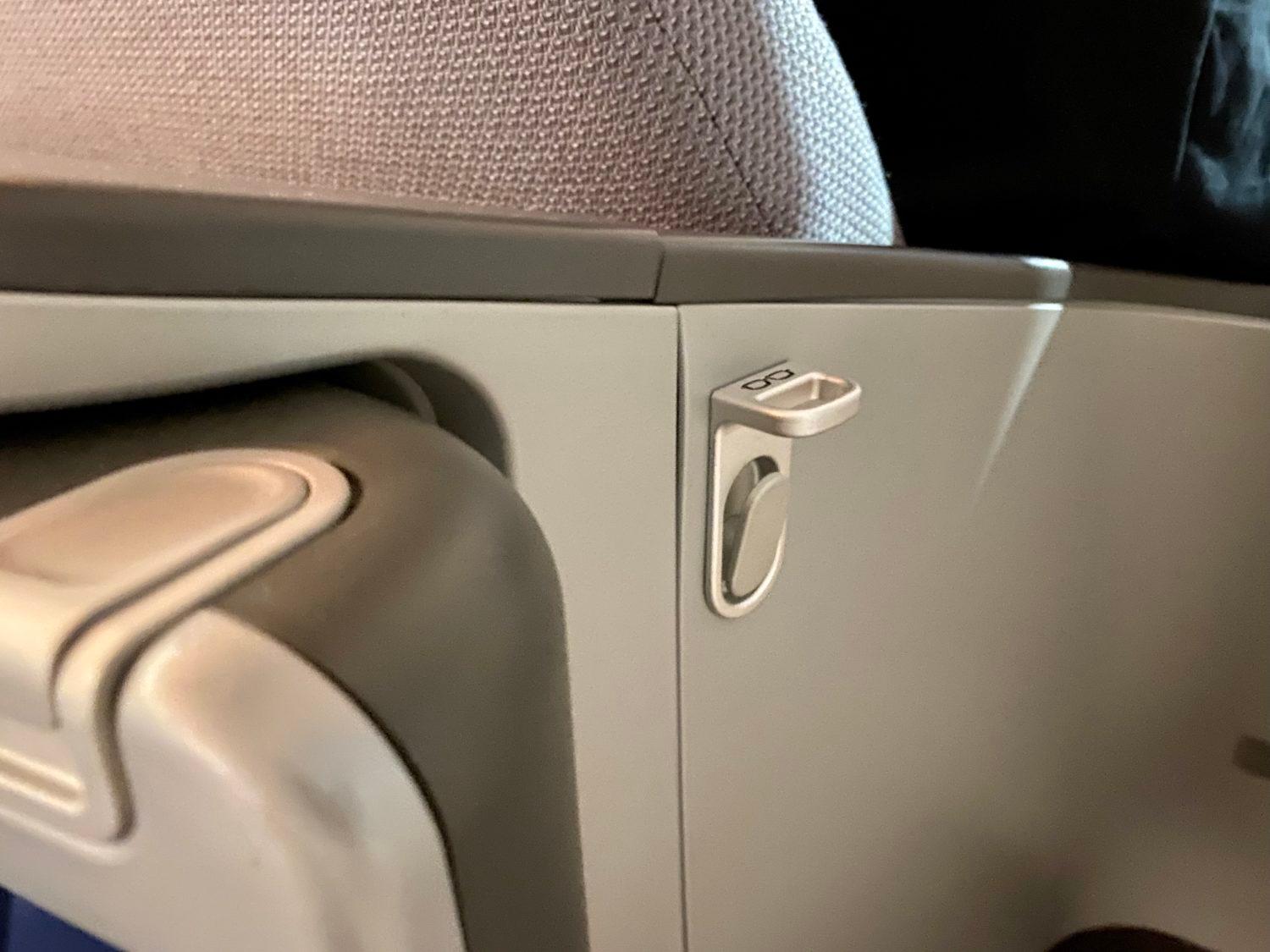 lufthansa business class seat