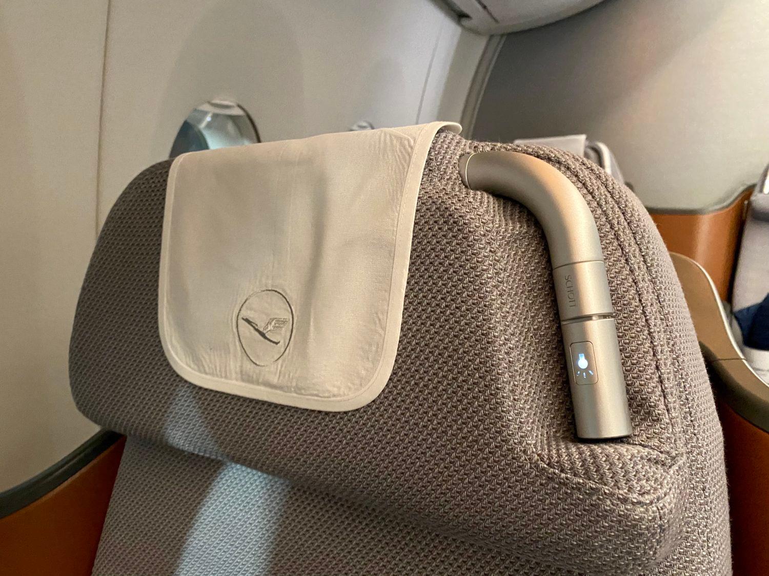 lufthansa business class headrest