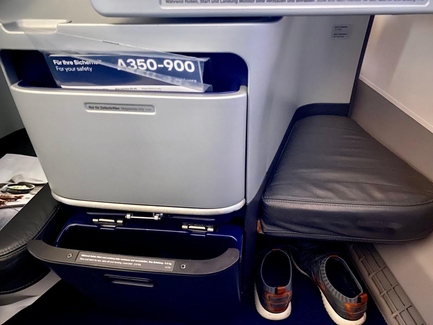 lufthansa business class seat