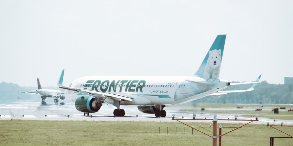 Stroller on outlet frontier airlines