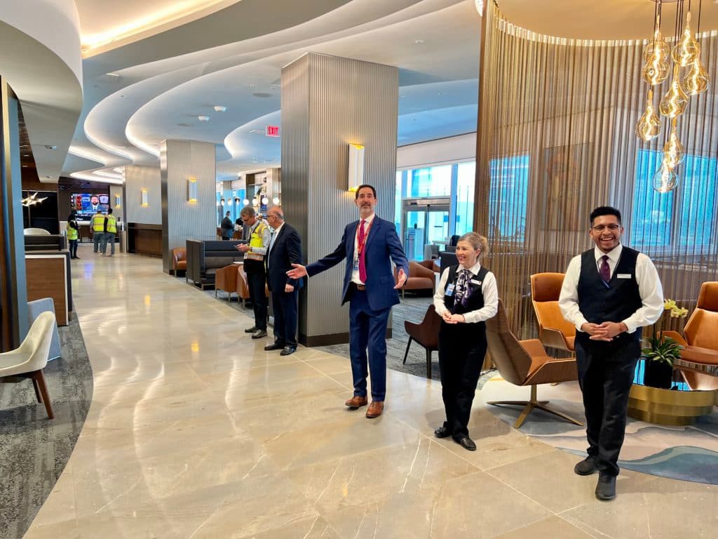 delta sky club los Angeles main entrance