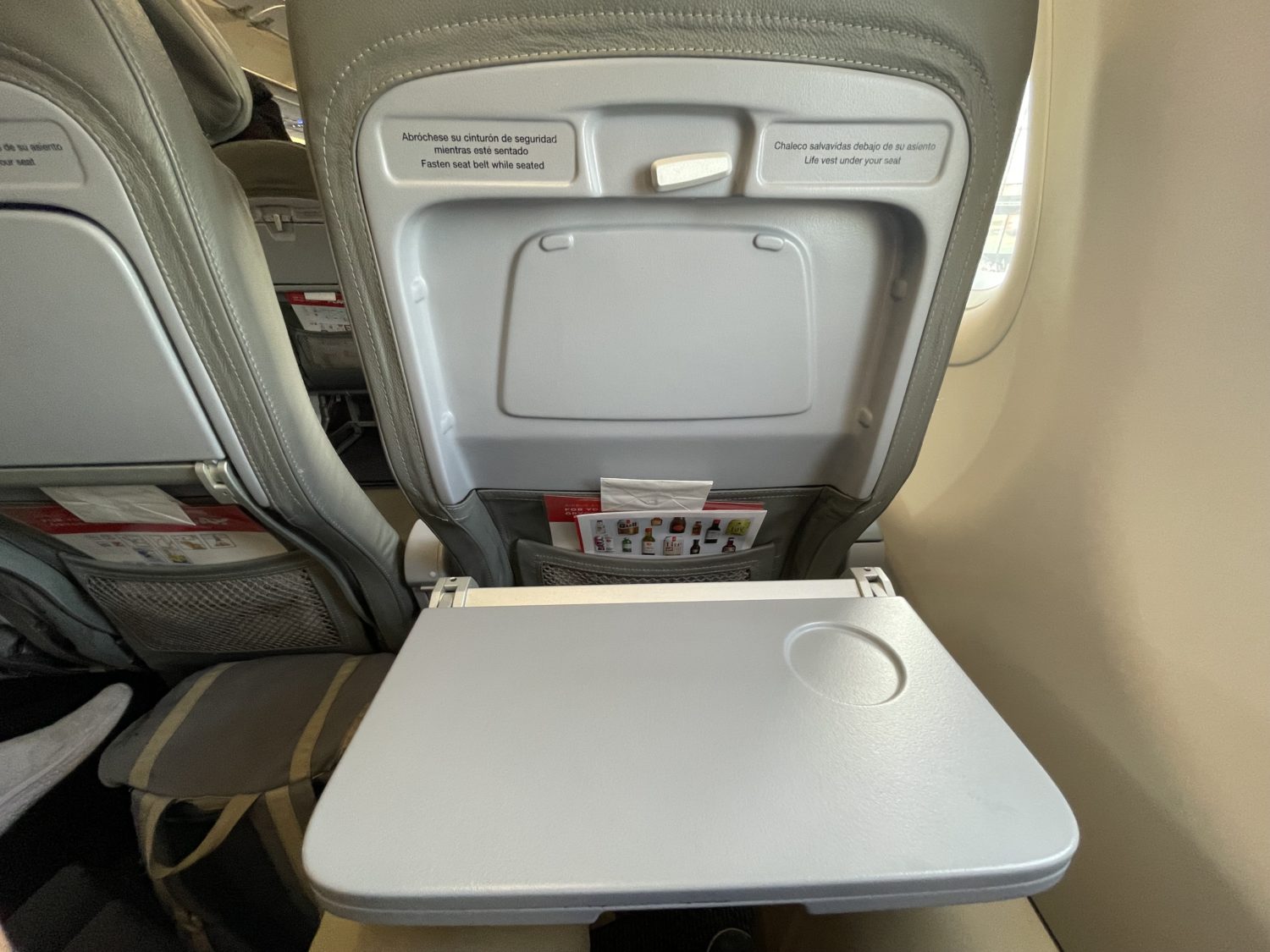 PLAY Airlines tray table