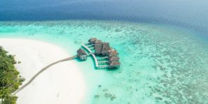 fly to the maldives on qatar