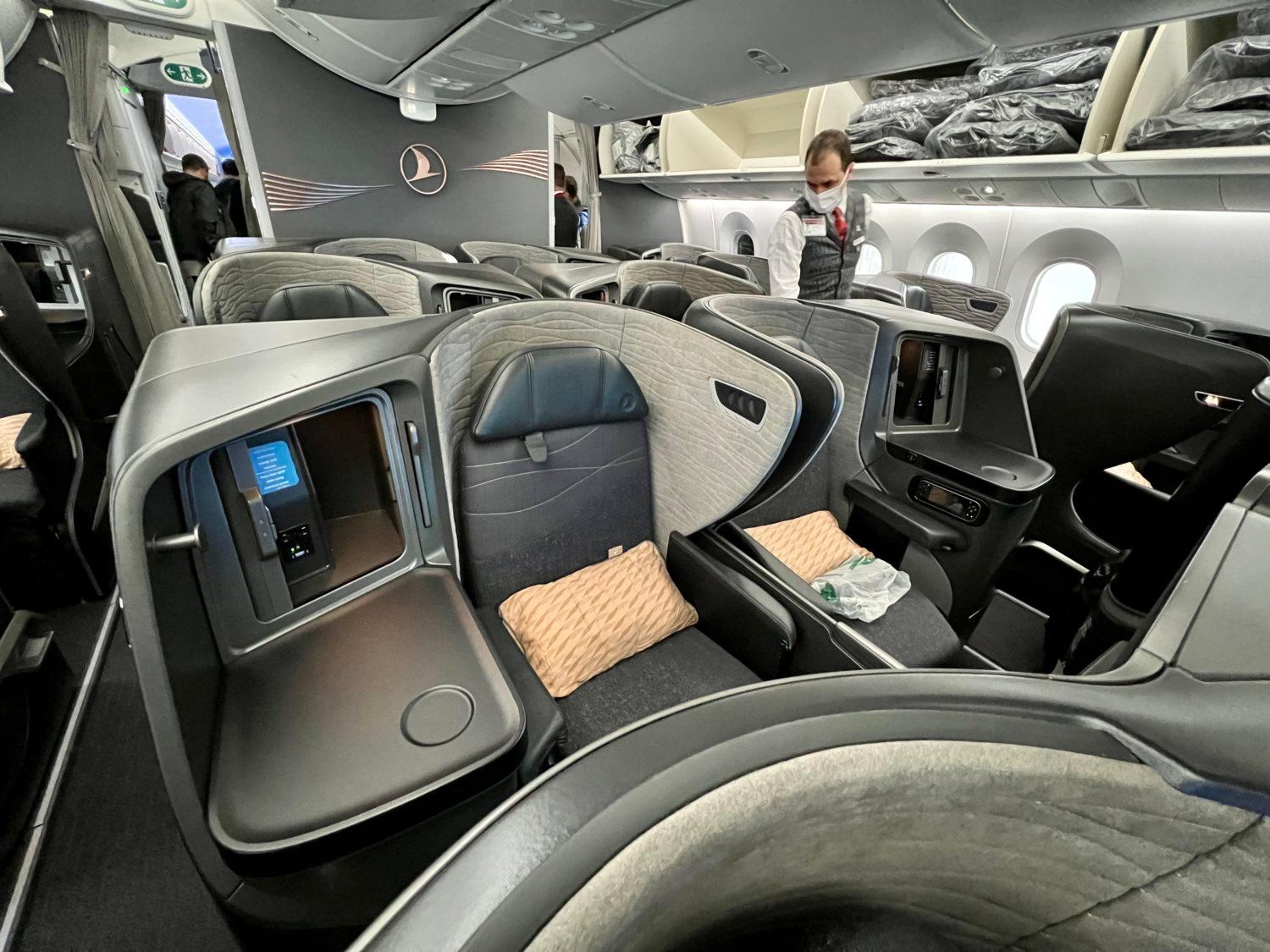 turkish airlines business class cabin