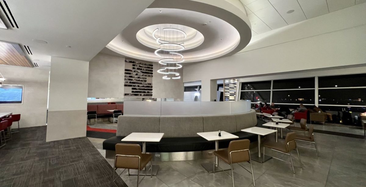 Dallas Flagship First american airlines lounge
