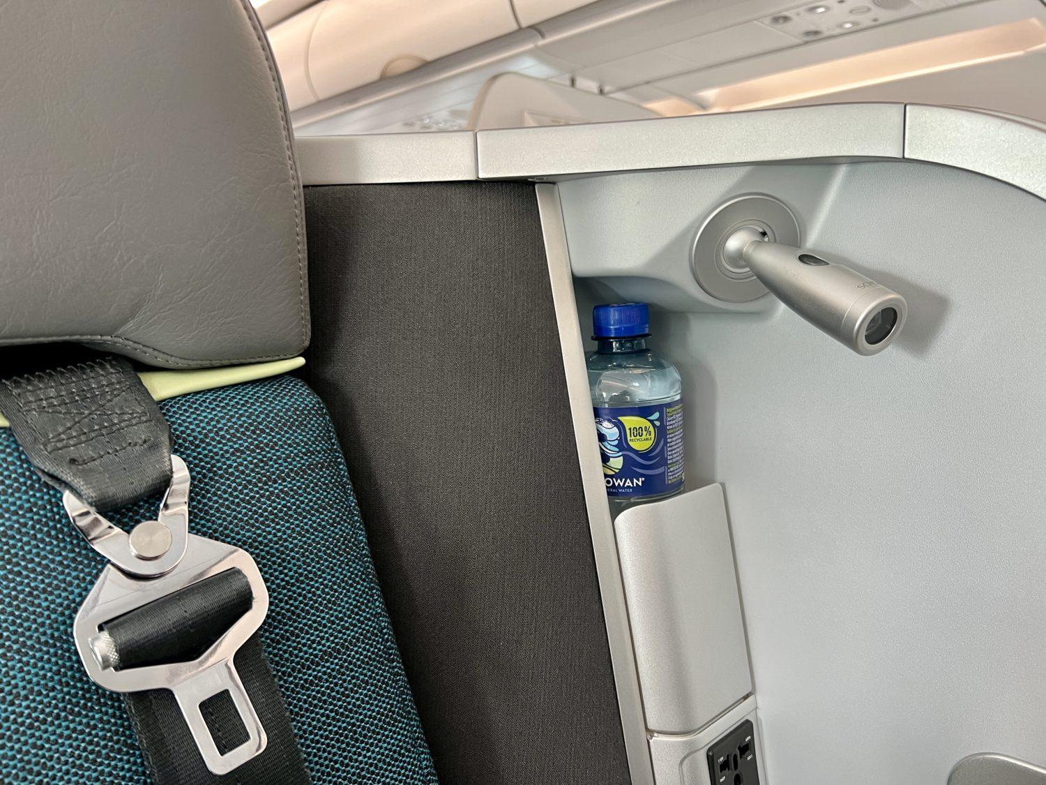 aer lingus business class seat lamp