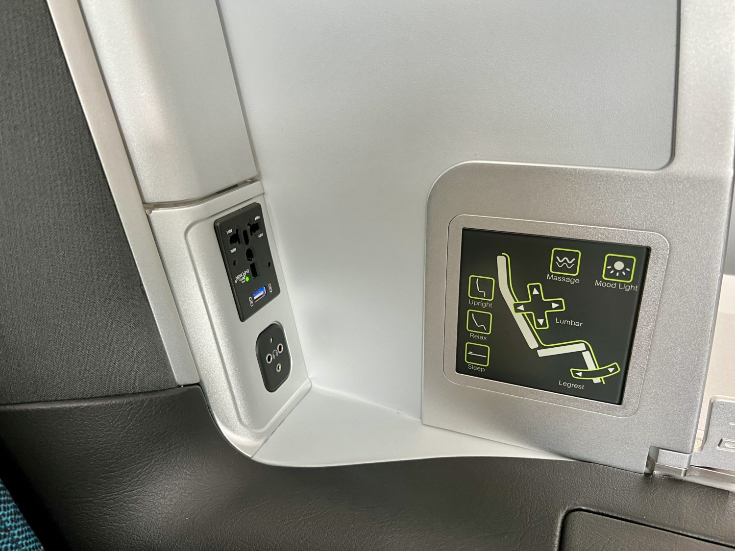 aer lingus business class seat controls