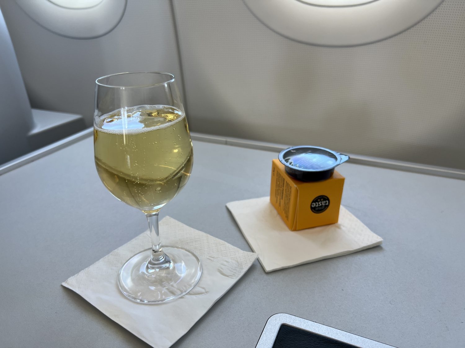 aer lingus business class dining
