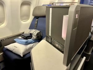 united polaris amenities