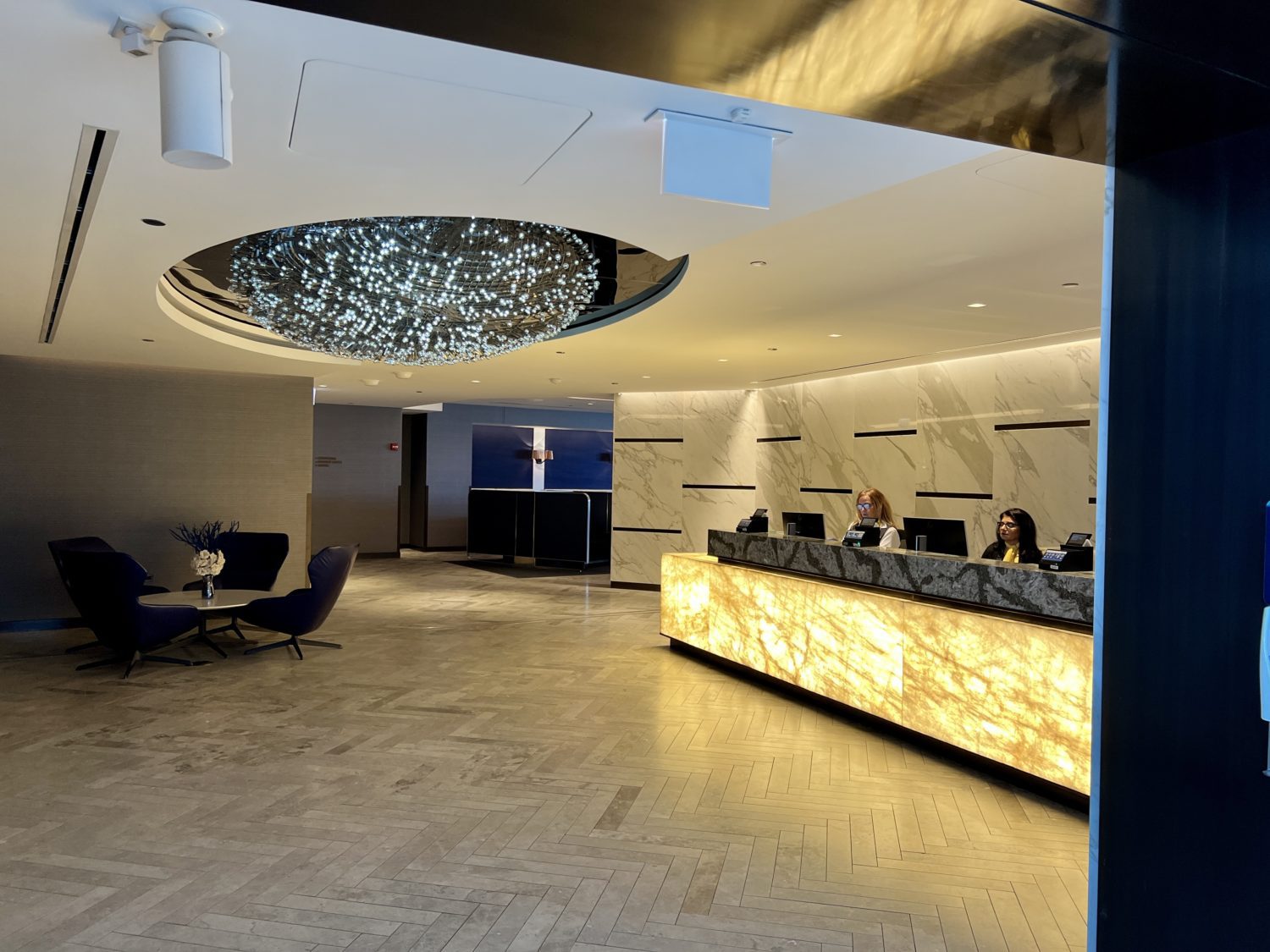 united polaris lounge chicago check-in desk  Beautiful But Busy: United Polaris Lounge Chicago-O&#039;Hare (ORD) Review – Thrifty Traveler &#8211; Thrifty Traveler united polaris lounge chicago desk scaled