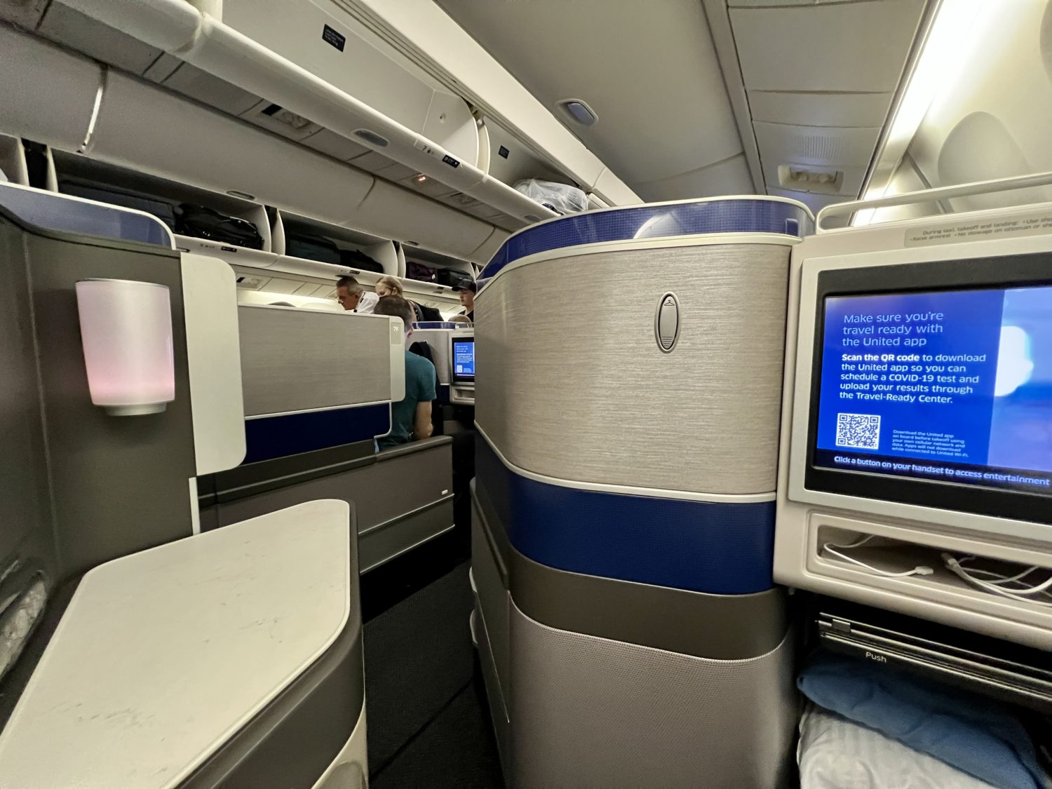 united polaris seat privacy  United Polaris Business Class Review on the 767-300 &#8211; Thrifty Traveler united polaris seat 3 scaled