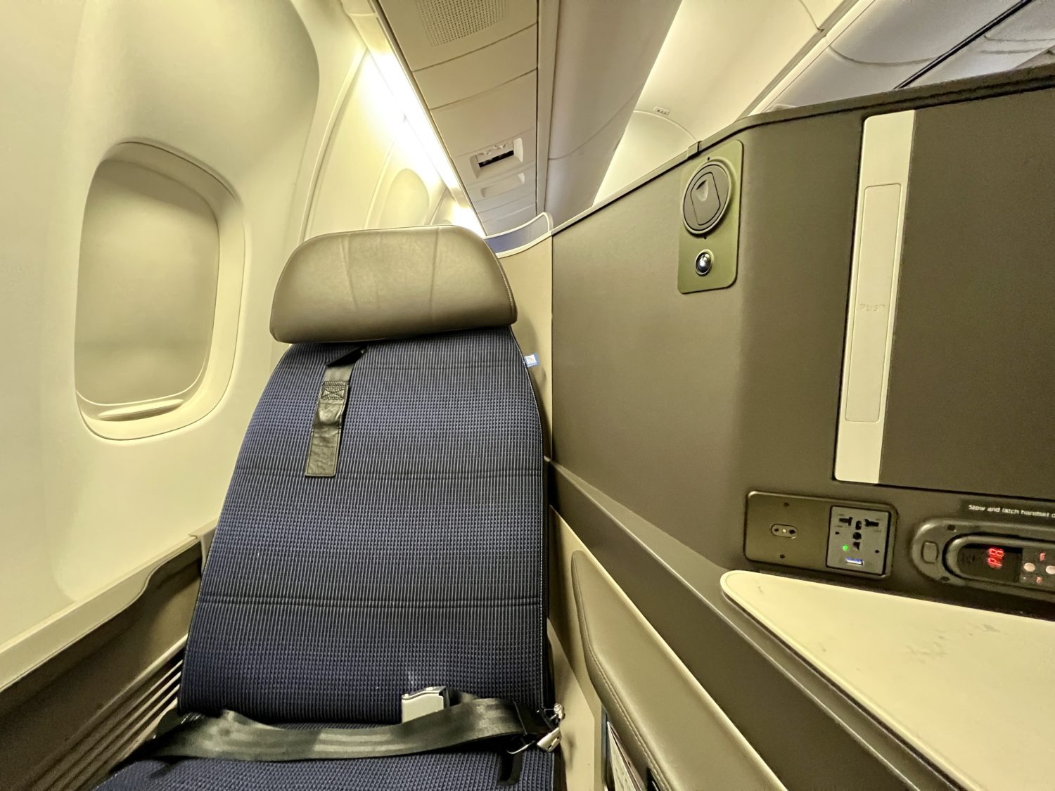 united polaris seat  United Polaris Business Class Review on the 767-300ER &#8211; Thrifty Traveler united polaris seat 4 scaled