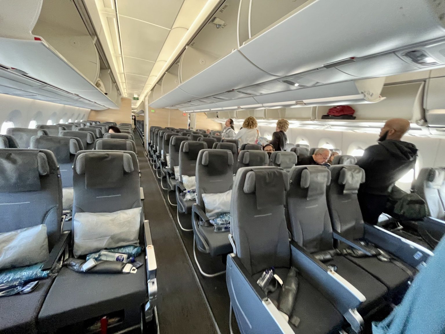 Flight Review SAS Economy on the Airbus A350 Thrifty Traveler