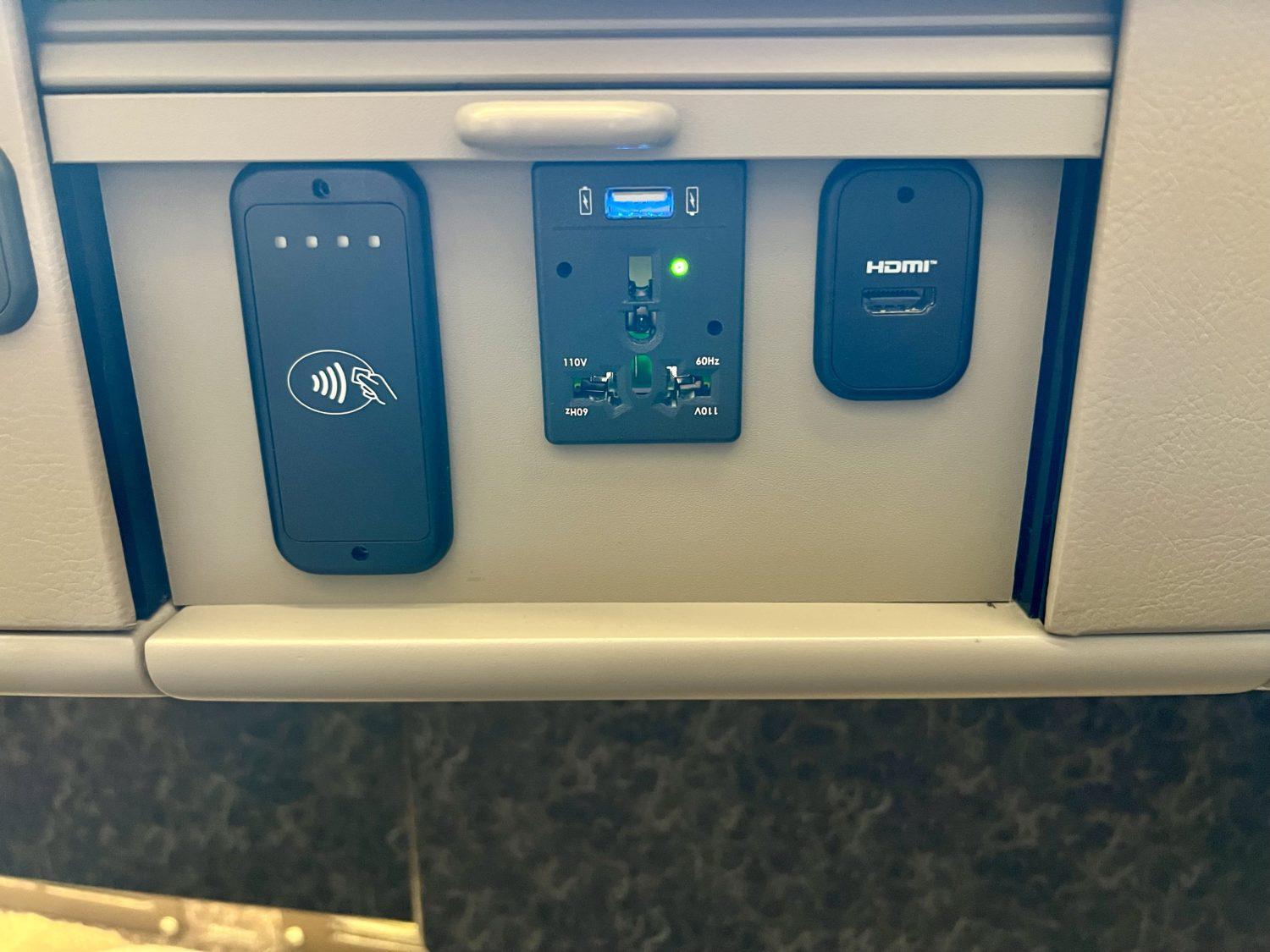 Singapore airlines first class charger