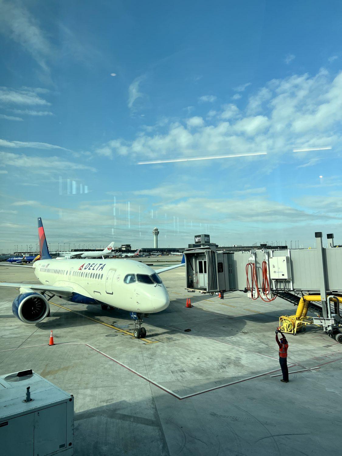 delta sky club chicago boarding