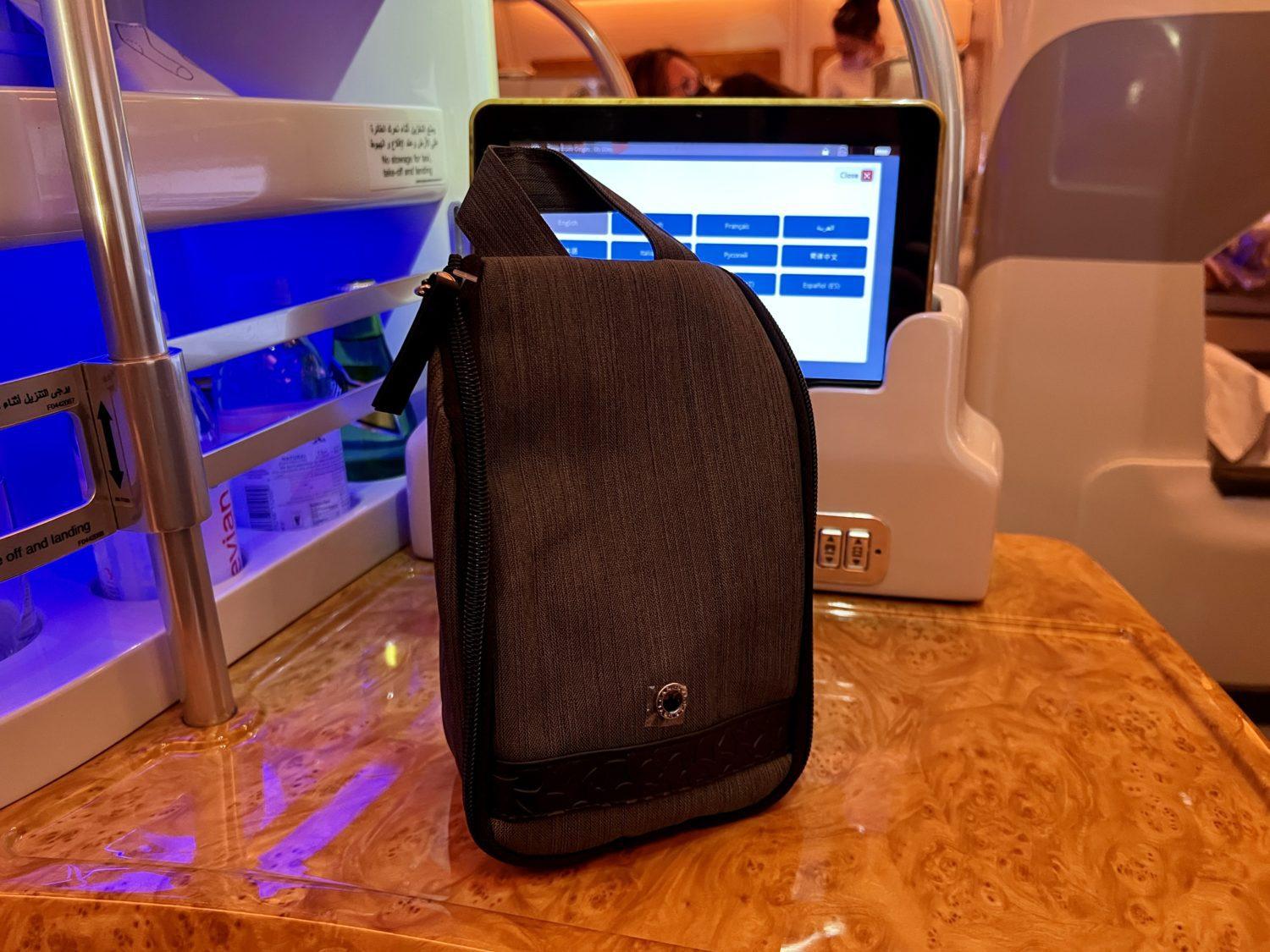 emirates business class amenity kit