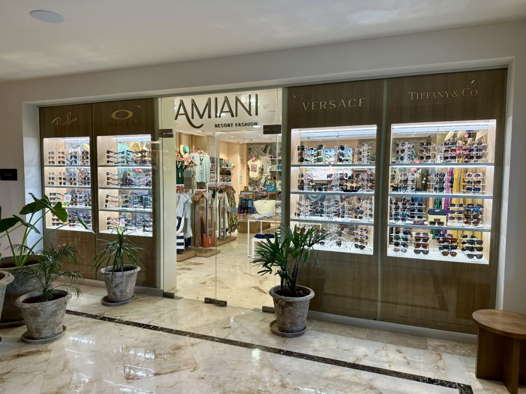 Amiani gift shop entrence