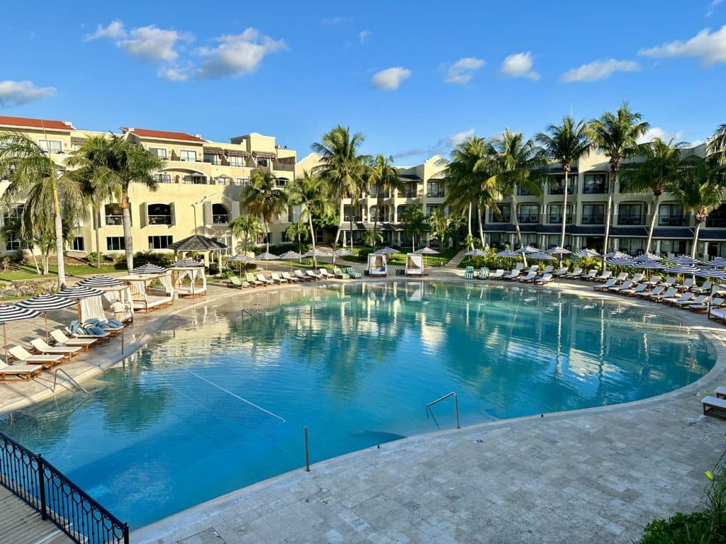 zilara riviera maya pool view