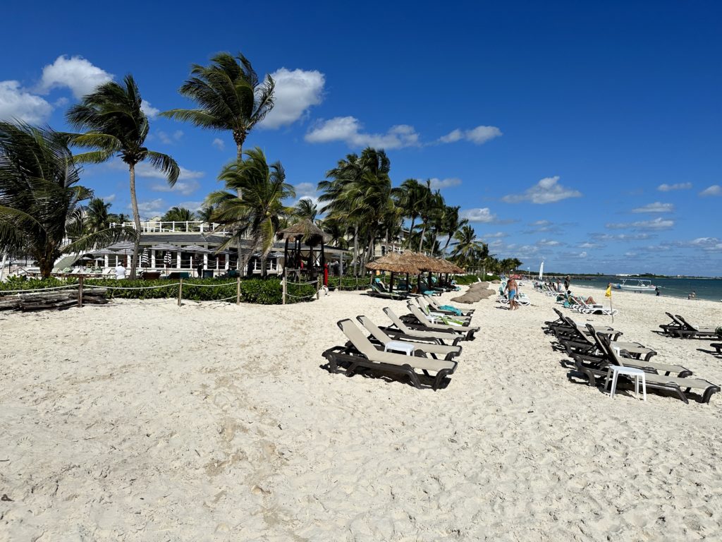 zilara riviera maya beach seating