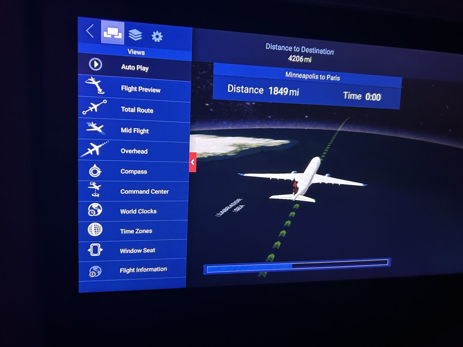 Flight tracker on A330-900 neo