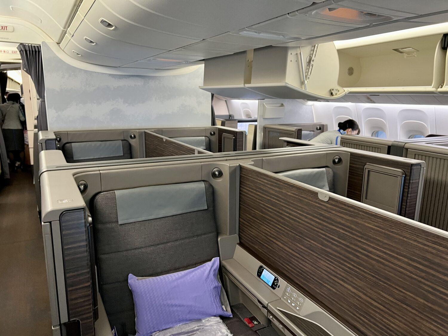 ana first class cabin